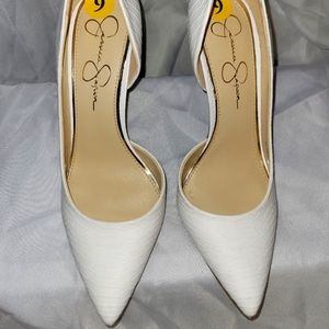 JESSICA SIMPSON WHITE HEELS GU